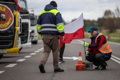 Поляки планують послабити блокаду у ще одному пункті пропуску