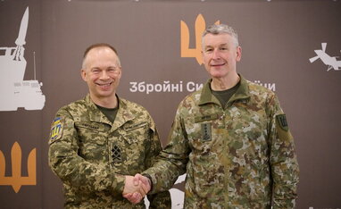 Сирський обговорив з військовим керівництвом Литви ситуацію на полі бою в Україні