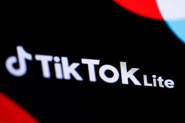 ЄС почав розслідування проти застосунку TikTok Lite