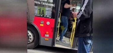 У Тернополі п'яний пасажир накинувся на водія автобуса