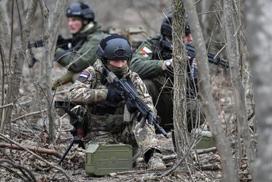 Армія РФ намагається залучати на Харківському напрямку резерви з двох армійських корпусів