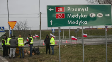 Польські фермери можуть заблокувати пункт "Шегині – Медика" до жовтня