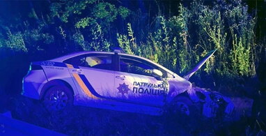 На Хмельниччині затримали водія, який вчинив ДТП з поліцейським авто