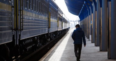 Укрзалізниця попереджає про суттєву затримку сімох поїздів через атаку РФ