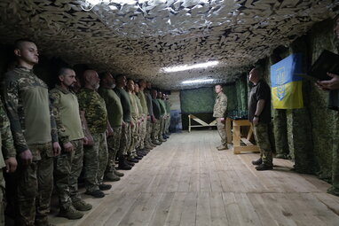 "Допомагай собі, рятуй інших": прикордонники Львівського загону встановили рекорд України з проходження курсу такмеду