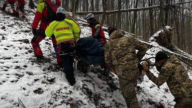 Трагедія на кордоні: чоловік покинув товариша в прірві, а потім повідомив про це його дружині