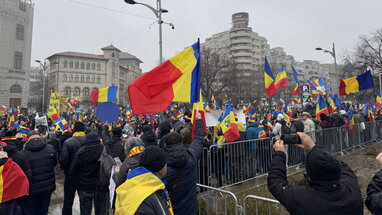 У Бухаресті ультраправі політичні сили влаштували антиурядовий мітинг