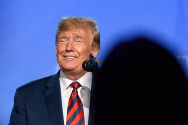 Трамп розповів, що доходи США від мит — 2 млрд доларів на день