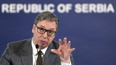 Вучич ризикує зірвати вступ Сербії до ЄС через участь у параді Путіна, — FT