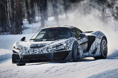 McLaren випробував свій новий гіперкар в екстремальних арктичних умовах