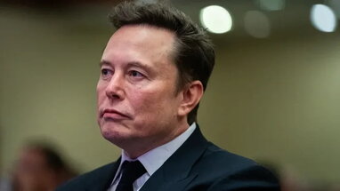 Tesla шукає заміну Маску на тлі падіння акцій і критики