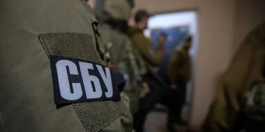 СБУ викрила чотирьох колаборантів, які катували полонених українських військових на Луганщині
