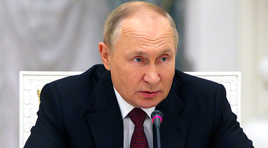 Путін назвав авторів санкцій "придурками"