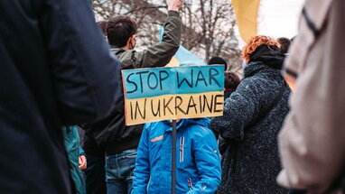 Як українці оцінюють пропозиції миру від Росії, Європи та США: результати опитування