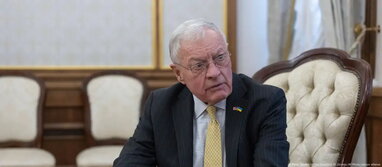 Келлог закликав Росію припинити вогонь після ядерних погроз Медведєва