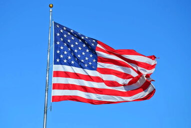 У США затримали працівника Пентагону за спробу передати секретні дані "іноземному уряду"