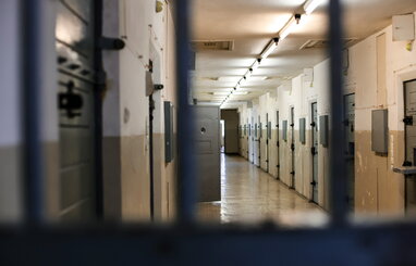 Швеція переведе 600 ув’язнених до Естонії: країни домовилися про оренду тюремних камер