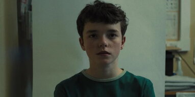 Французькі школи використовуватимуть серіал Netflix "Юнацтво" для уроків про токсичну маскулінність та загрози в інтернеті