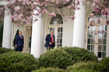 Трамп достроково залишив саміт G7
