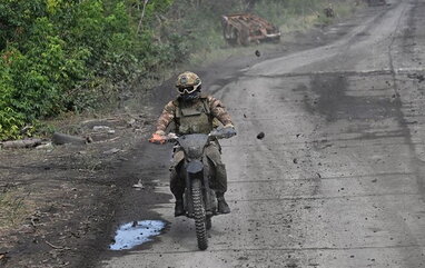Росія активніше використовує мотоцикли замість танків — ISW