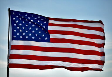 США можуть завдати удару по Ірану найближчими днями — Bloomberg