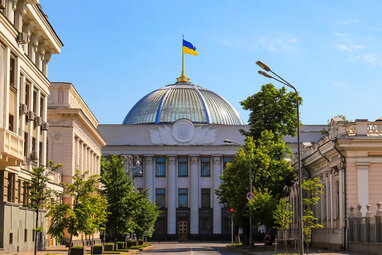 В Україні запровадять обов’язкову військову підготовку для студентів-медиків і фармацевтів