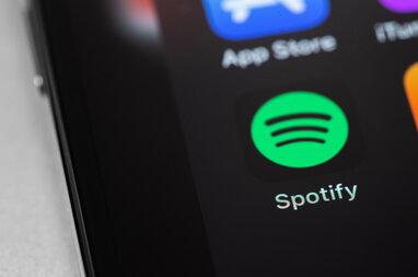 Гурти бойкотують Spotify через інвестиції в оборонну компанію, що підтримує Україну