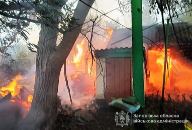 Росіяни за добу обстріляли 12 населених пунктів Запорізької області: поранена жінка