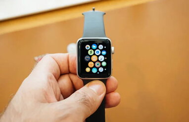 Apple програла справу в Німеччині через оманливу рекламу Apple Watch