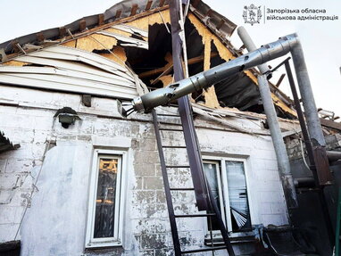Ворожий удар по Запорізькій області — серед постраждалих дитина та чоловік