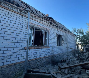 РФ обстріляла Дніпропетровщину артилерією та дронами: є руйнування та пожежі