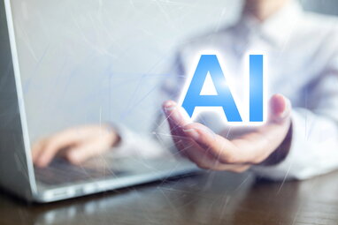 FT: OpenAI та Джоні Айв розробляють новий ШІ-пристрій