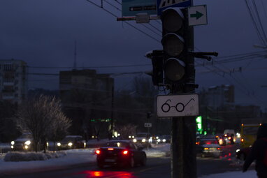 В Україні запровадили екстрені відключення світла в більшості областей