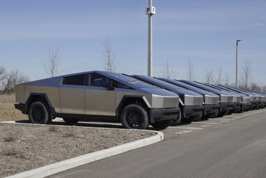 Tesla Cybertruck Cyberbeast протестували в Європі — результати виявилися суперечливими