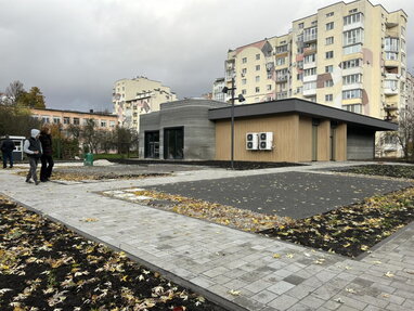 Перша в Україні школа, надрукована на 3D-принтері, готова прийняти учнів