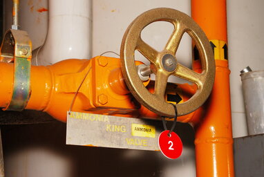 У США стався масштабний витік безводного аміаку: сотні людей евакуйовано