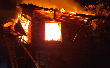 Атака на Дніпропетровщину: 1 людина загинула, 1 поранена, горіли підприємства та будинки