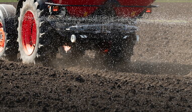 Війна знизила обсяги добрив та площі посівів в Україні