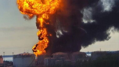 Українські сили уразили один із найбільших нафтових терміналів Росії в Санкт-Петербурзі