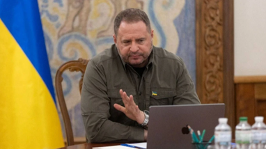 Лубінець розповів, для чого йому телефонував Єрмак після звільнення з ОП