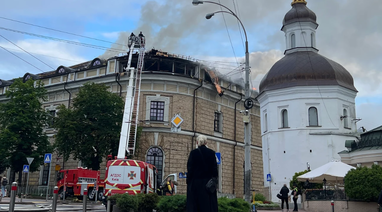 Росіяни влучили у Києво-Печерську Лавру під час обстрілу
