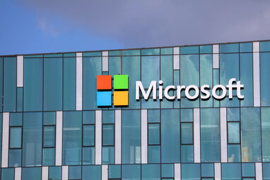 Microsoft виявила новий криптотроян Crypto Clipper, що поширюється через USB і використовує Tor