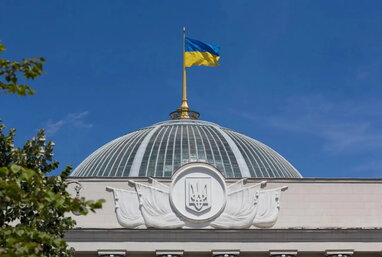 Верховна Рада продовжила воєнний стан в Україні