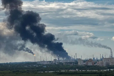 Робота російських НПЗ впала до найнижчого рівня за майже 20 років