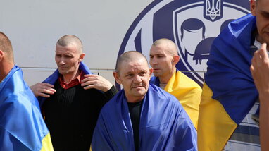 Додому повернулися 103 українські захисники: відбувся новий обмін полоненими