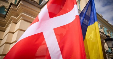 Одна з країн ЄС готує нові обмеження для українців: хто може втратити право на проживання