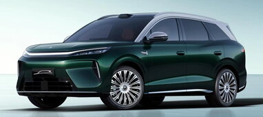 Новий сімейний електрокросовер BYD Tang став більшим, потужнішим і збільшив запас ходу до 850 км