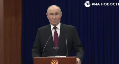 Путін назвав погрози Зеленського щодо небезпеки в небі РФ "заявкою на державний тероризм"