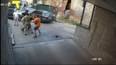 У Львові чоловік у формі дістав зброю під час мобілізаційного конфлікту – ДБР