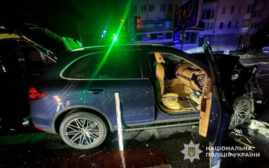 У Тернополі нетверезий водій Porsche спричинив ДТП: травмувалися восьмеро людей